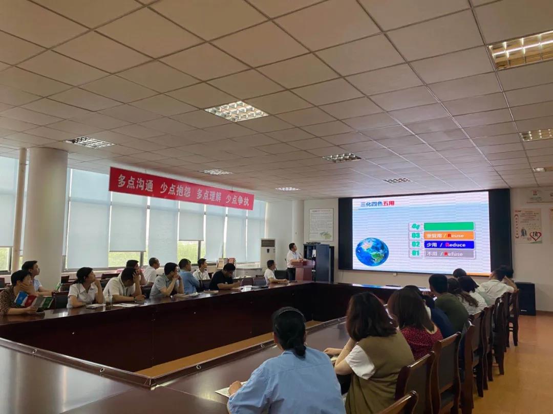 餐廚垃圾處理設(shè)備 餐廚垃圾處理設(shè)備